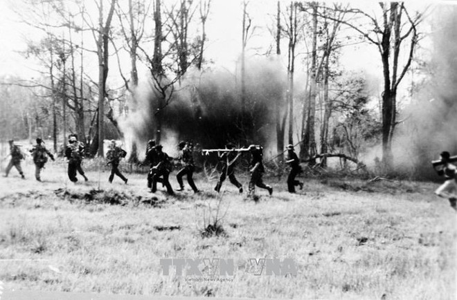 Trưng bày trên 3.000 đầu sách, tài liệu về Tổng tiến công Xuân 1968 ảnh 1