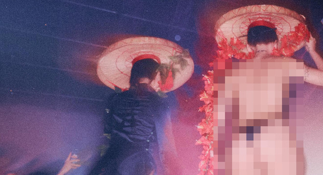 Một phần hình ảnh phản cảm trong show thời trang của nhà thiết kế Tường Danh được chia sẻ trên mạng chiều 25/5. (Ảnh: Facebook nhân vật) TP.HCM: Sẽ xác minh, xử lý buổi biểu diễn thời trang phản cảm ảnh 1
