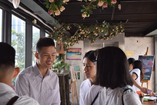 Chuyện về chàng trai khiếm thị với những cống hiến vì cộng đồng ảnh 2