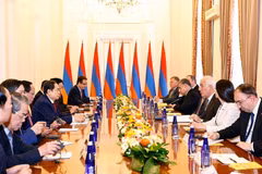 Chủ tịch Quốc hội Trần Thanh Mẫn hội kiến Tổng thống Armenia Vahagn Khachaturyan. (Ảnh: Doãn Tấn/TTXVN)