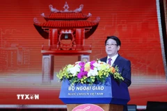 Chủ tịch nước Lương Cường phát biểu chào mừng, chúc Tết kiều bào. (Ảnh: Lâm Khánh/TTXVN)