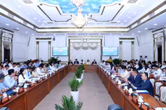 HĐND Thành phố Hồ Chí Minh phối hợp cùng Trường Đại học Luật Thành phố Hồ Chí Minh tổ chức Hội thảo khoa học cấp quốc gia “Luật Đô thị đặc biệt: Đột phá thể chế cho Thành phố Hồ Chí Minh”. (Ảnh: Xuân Khu/TTXVN)