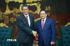 Thủ tướng Phạm Minh Chính tiếp Đại sứ Nhật Bản tại Việt Nam Ito Naoki. (Ảnh: Dương Giang/TTXVN)
