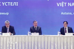 Tổng Bí thư Tô Lâm dự Toạ đàm bàn tròn doanh nghiệp Việt Nam-Kazakhstan. (Ảnh: Thống Nhất/TTXVN)