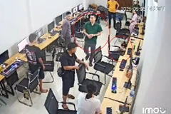 Ảnh cắt từ clip. (Nguồn: Facebook Hà Nội News)