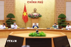 Thủ tướng Phạm Minh Chính chủ trì Phiên họp Chính phủ về tình hình phân cấp, phân quyền.(Ảnh: Dương Giang/TTXVN)