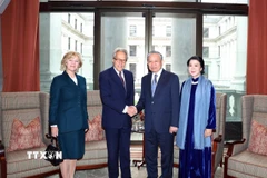 Tổng Bí thư Tô Lâm và Phu nhân tiếp Công tước xứ Richmond Charles Gordon-Lennox và Phu nhân. (Ảnh: Thống Nhất/TTXVN)