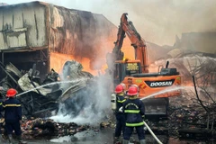 Hỏa hoạn thiêu rụi 6 hộ kinh doanh sản xuất hàng mã tại Bắc Ninh