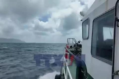 Vượt sóng đưa thùng phiếu đến với lực lượng Kiểm lâm Côn Đảo