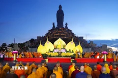 Quang cảnh Lễ cầu nguyện hòa bình thế giới tại Khu du lịch quốc gia núi Bà Đen, tỉnh Tây Ninh. (Ảnh: Minh Phú/TTXVN)