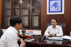 Phó Bí thư Thường trực Thành ủy Đà Nẵng Nguyễn Đình Vĩnh trả lời phỏng vấn TTXVN. (Ảnh: Khoa Chương/TTXVN)