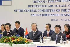 Tổng Bí thư Tô Lâm gặp một số doanh nghiệp tiêu biểu của Phần Lan tại thủ đô Helsinki, ngày 21/10/2025. (Ảnh: Thống Nhất/TTXVN)