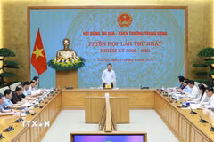 Thủ tướng Lê Minh Hưng, Chủ tịch Hội đồng Thi đua-Khen thưởng Trung ương chủ trì phiên họp lần thứ nhất nhiệm kỳ 2026-2031. (Ảnh: Dương Giang/TTXVN)