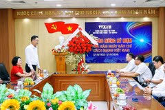 Quang cảnh buổi làm việc. (Ảnh: Quốc Dũng/TTXVN)