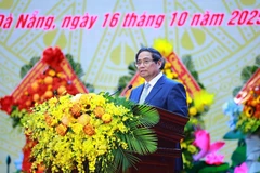 Thủ tướng Phạm Minh Chính phát biểu tại Lễ kỷ niệm 80 năm Ngày truyền thống lực lượng vũ trang Quân khu 5. (Ảnh: Dương Giang/TTXVN)