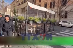 Thủ đô Roma của Italy siết chặt quản lý vỉa hè