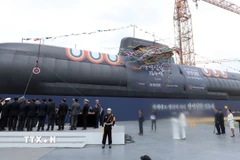 Lễ hạ thủy tàu ngầm tấn công đầu tiên thuộc lớp 3.600 tấn tại Geoje, Hàn Quốc, ngày 22/10/2025. (Ảnh: Yonhap/TTXVN)