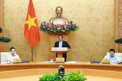 Thủ tướng Phạm Minh Chính chủ trì Phiên họp Chính phủ chuyên đề về xây dựng pháp luật tháng 4. (Ảnh: Dương Giang/TTXVN)