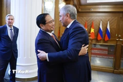 Thủ tướng Phạm Minh Chính hội kiến Chủ tịch Duma Quốc gia Liên bang Nga Vyacheslav Volodin. (Ảnh: Dương Giang/TTXVN)