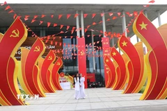 Kết luận của Bộ Chính trị về lãnh đạo, chỉ đạo tổ chức đại hội đảng bộ các cấp