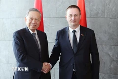 Tổng Bí thư Tô Lâm gặp Thủ tướng Belarus Aleksandr Turchin