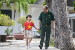 Vinamilk "viết tiếp câu chuyện hòa bình" bằng tranh và hành động