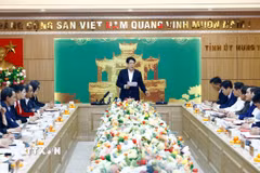 Ủy viên Bộ Chính trị, Chủ tịch nước Lương Cường, Trưởng đoàn kiểm tra số 1907 chủ trì Hội nghị. (Ảnh: Lâm Khánh/TTXVN)