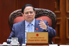 Thủ tướng Phạm Minh Chính chủ trì cuộc họp của Thường trực Chính phủ về rà soát nhiệm vụ công tác trên các lĩnh vực trong 10 tháng năm 2025. (Ảnh: Dương Giang/TTXVN)