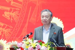 Tổng Bí thư Tô Lâm phát biểu tại buổi tiếp xúc cử tri tỉnh Hưng Yên sau Kỳ họp thứ 10, Quốc hội khóa XV. (Ảnh: Thống Nhất/TTXVN)