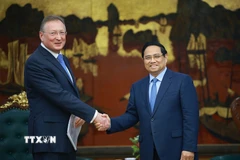 Thủ tướng Phạm Minh Chính tiếp ông Sergei Kudryashov, Tổng Giám đốc Tập đoàn Zarubezhneft (Liên bang Nga). (Ảnh: Dương Giang/TTXVN)