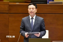 Bộ trưởng Bộ Khoa học và Công nghệ Nguyễn Mạnh Hùng giải trình, làm rõ một số vấn đề đại biểu Quốc hội nêu. (Ảnh: Doãn Tấn/TTXVN)