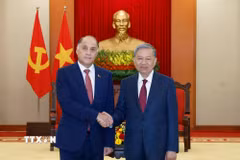 Tổng Bí thư Tô Lâm tiếp Thư ký Hội đồng An ninh quốc gia Belarus Volfovich Aleksandr Grigorievich. (Ảnh: Thống Nhất/TTXVN)