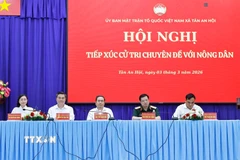 Chủ tịch Quốc hội Trần Thanh Mẫn dự Hội nghị tiếp xúc cử tri chuyên đề với nông dân tại xã Tân An Hội, Thành phố Hồ Chí Minh.(Ảnh: Doãn Tấn/TTXVN)