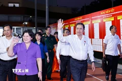 Chủ tịch Quốc hội Trần Thanh Mẫn dự đêm trại tòng quân tại xã Đông Thạnh, Thành phố Hồ Chí Minh. (Ảnh: Doãn Tấn/TTXVN)