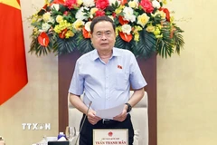 Chủ tịch Quốc hội Trần Thanh Mẫn phát biểu bế mạc Phiên họp thứ 48 của Ủy ban Thường vụ Quốc hội. (Ảnh: Doãn Tấn/TTXVN)