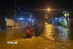 Nhiều thôn tại xã Hòa Thịnh bị ngập trong đêm do mưa lớn và nước sông dâng cao. (Ảnh: TTXVN phát)