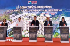 Nghi thức khởi công dự án nhà ở xã hội "Golden Square Nha Trang". (Ảnh: Xuân Triệu/TTXVN)