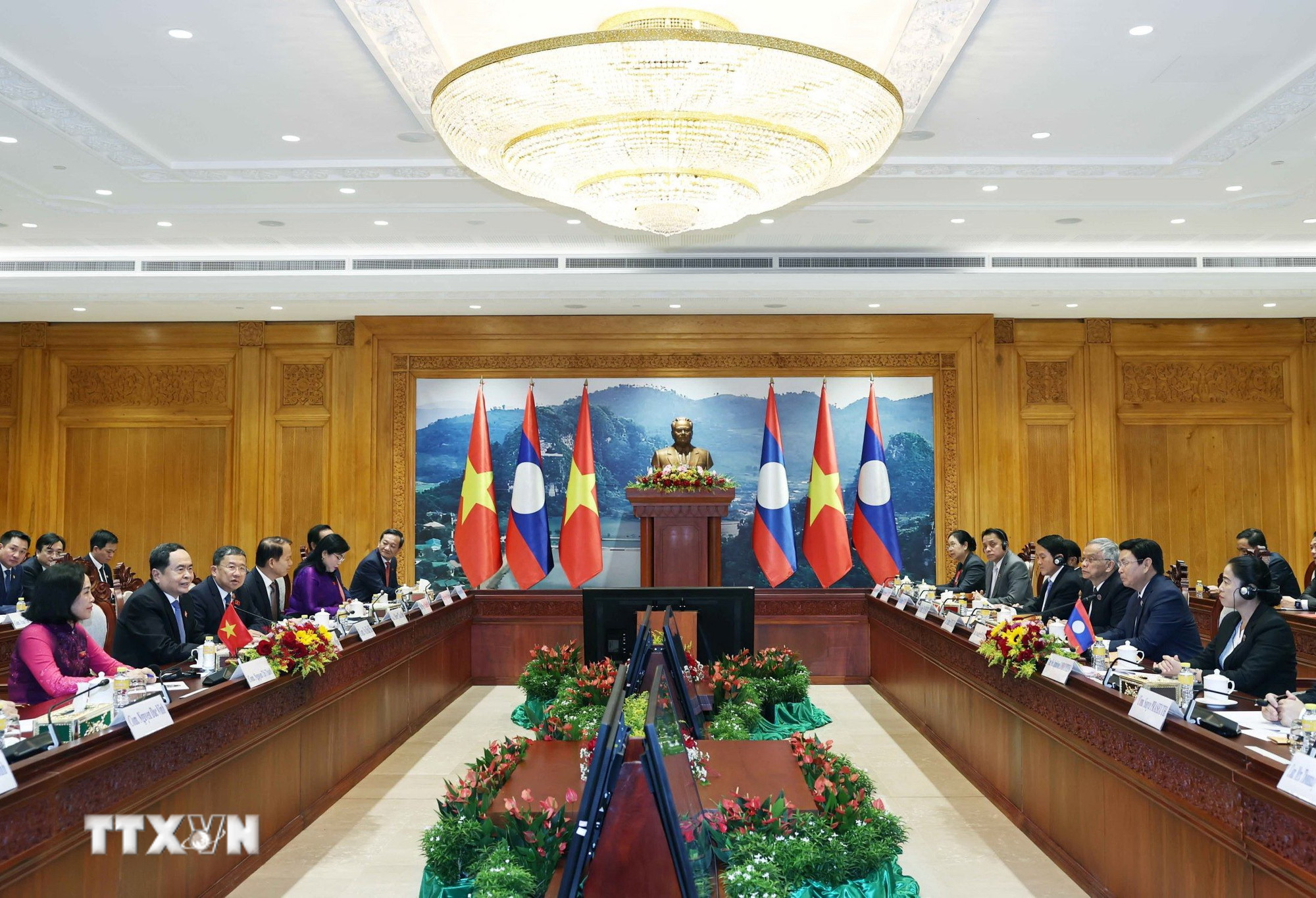 ttxvn-quoc-hoi-doi-ngoai-1701-5.jpg