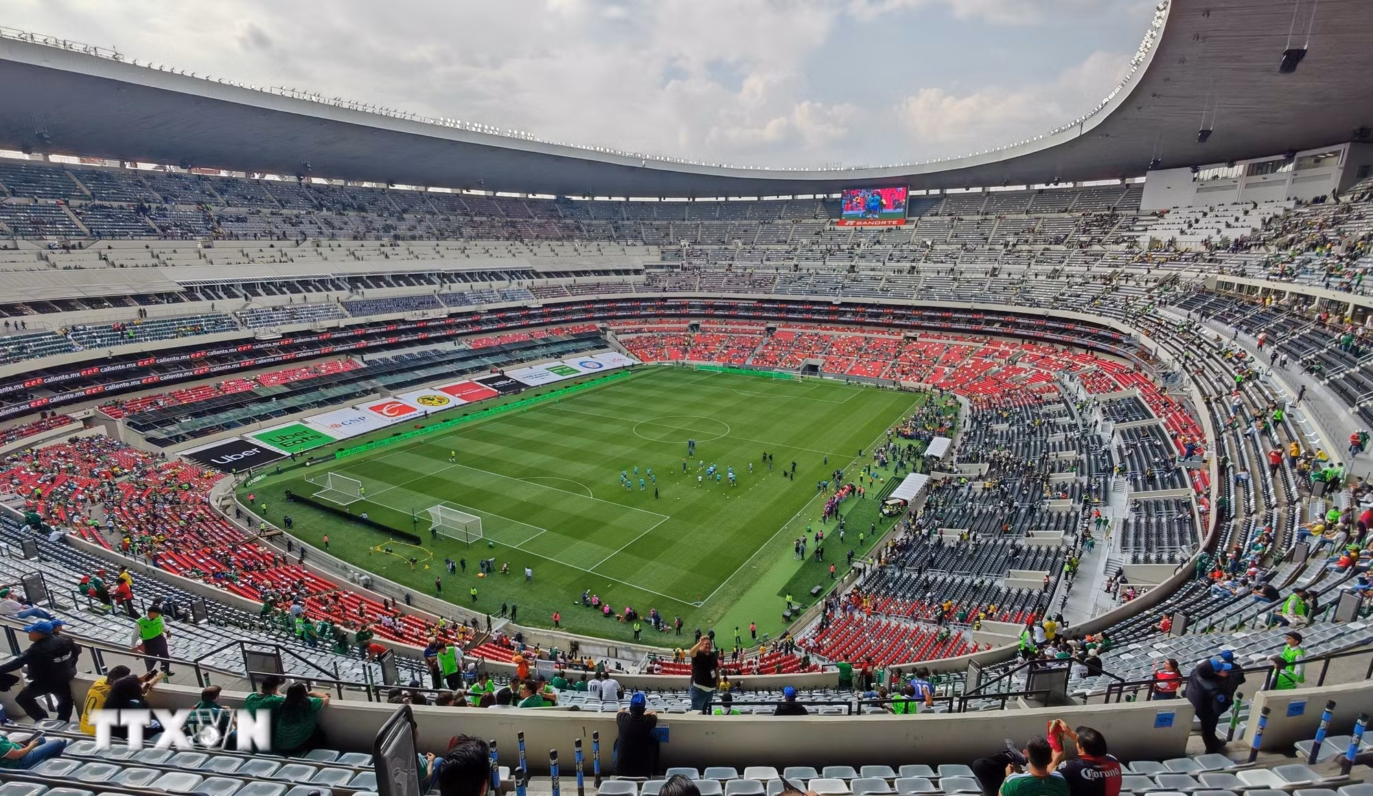 ttxvn-world-cup-san-van-dong-10-1.jpg