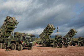 Đức cam kết tăng cường phòng không, hỗ trợ tên lửa tầm xa cho Ukraine 