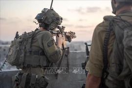 Israel hoàn tất bao vây Gaza, cảnh báo nguy cơ khủng hoảng nhân đạo 