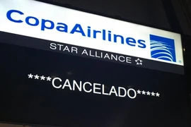 Hãng bay hàng đầu Mỹ Latinh tạm dừng đường bay tới Venezuela do lo ngại an toàn