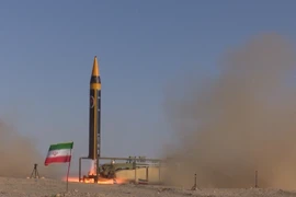Iran triển khai tên lửa Khorramshahr-4, phát tín hiệu răn đe mới