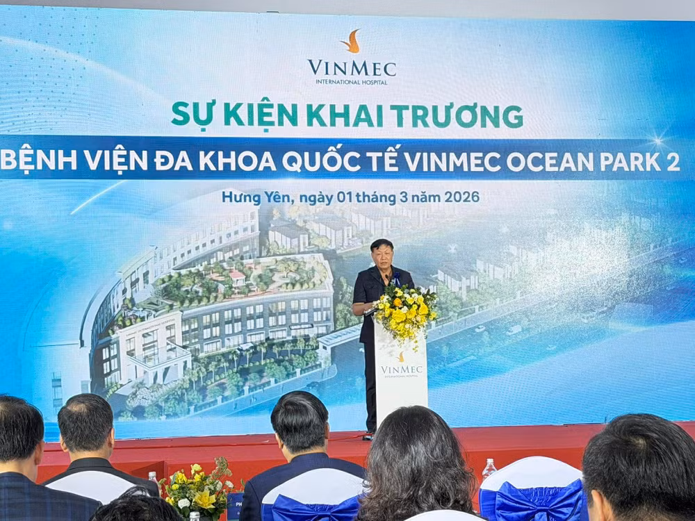 thu-truong-tuyen.jpg