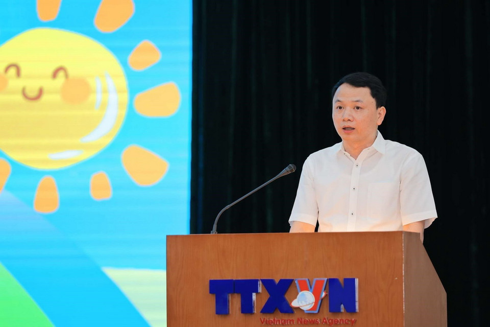Chủ tịch Công đoàn, Trưởng Ban Tổ chức-Cán bộ TTXVN Đỗ Mạnh Chiến phát biểu khai mạc. (Ảnh: Hoàng Hiếu/TTXVN)