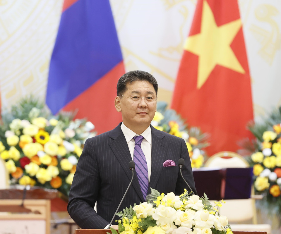 Tổng thống Mông Cổ Ukhnaagiin Khurelsukh phát biểu. (Ảnh: Thống Nhất/TTXVN)