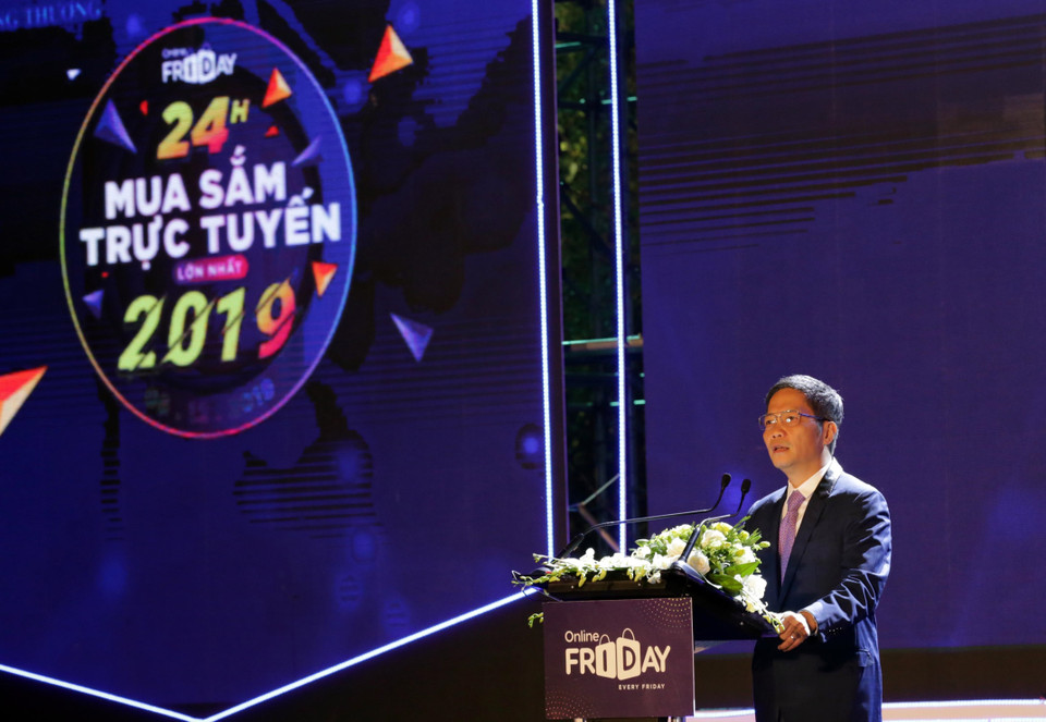 Bộ trưởng Bộ Công thương Trần Tuấn Anh phát biểu tại lễ kích hoạt. (Ảnh: Trần Việt/TTXVN)