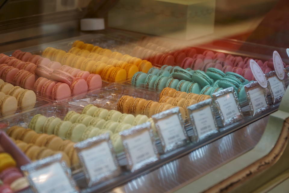 Những món quà thú vị nhân dịp Giáng sinh. (Ảnh: Vi Diệu/Vietnam+)