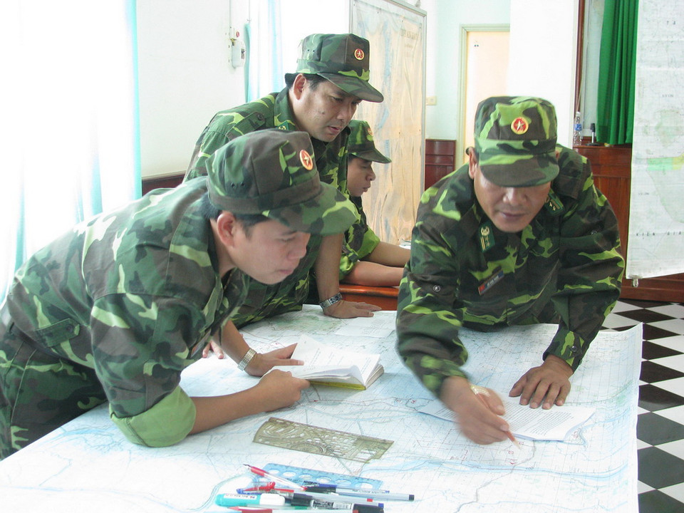 Xác định phương án đấu tranh với tội phạm ở khu vực biên giới.