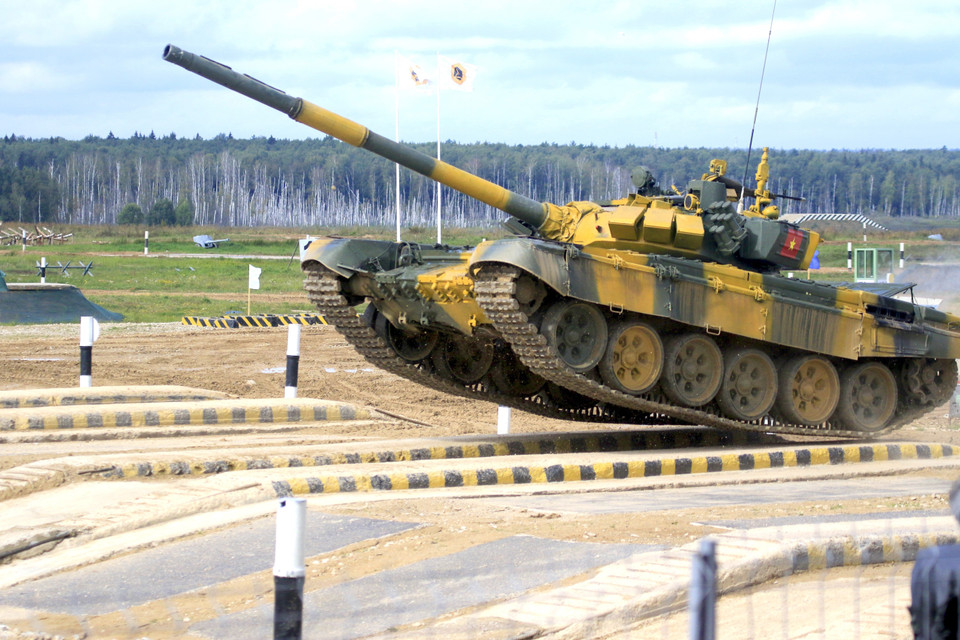 Kíp xe tăng số 2 hoàn thành tốt phần thi của mình. (Ảnh: Trần Hiếu/TTXVN)